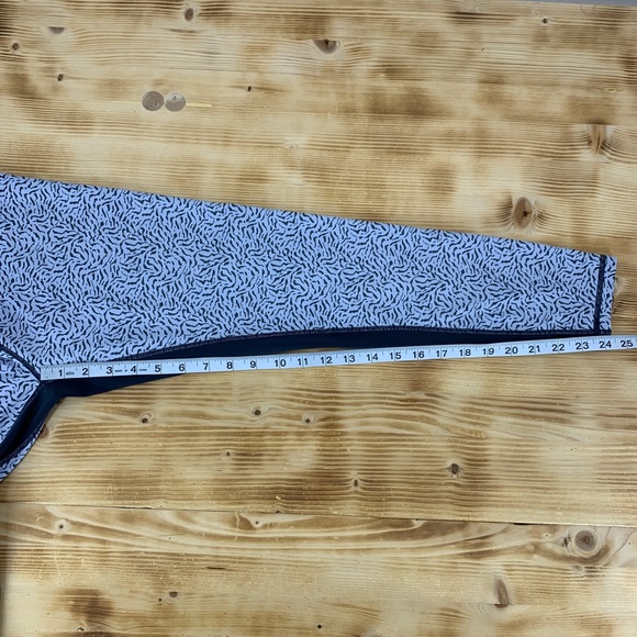 All Fenix Powder Blue Cheetah 7/8 Leggings Sz M - Picture 13 of 13